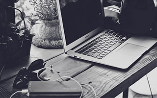 Token钱包网址咋搞？品牌塑造与市场战略要点全在这儿了