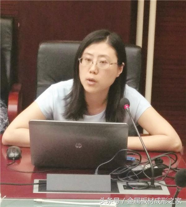 工业企业数字化转型_理解数字资产如何推动工业4.0的实现：未来制造业的数字转型_数字产业化转型