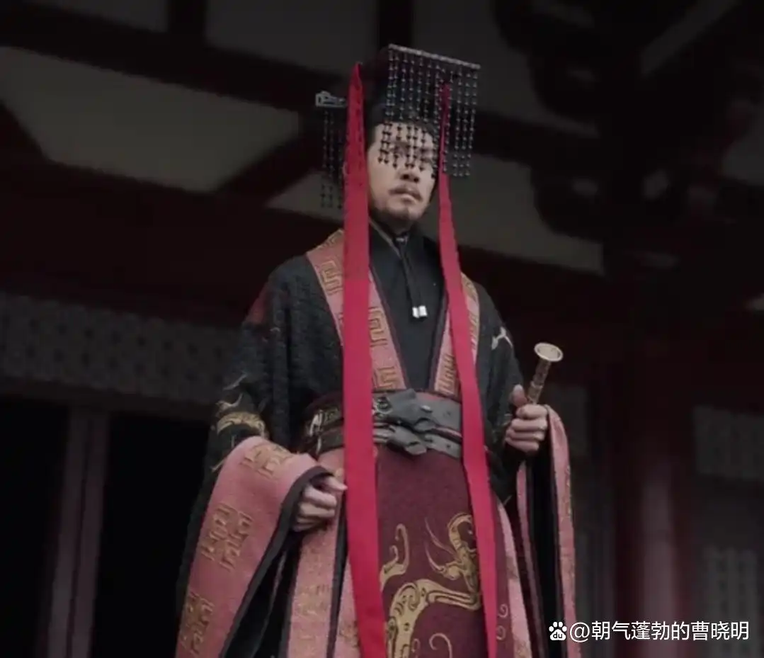 王翦：秦国的传奇将领_秦国大将王翦简介_将领秦国传奇王翦的扮演者