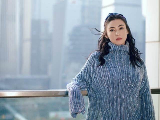 春晚张柏芝_歌手张伯芝的歌曲_张柏芝的经典表演与观众反响