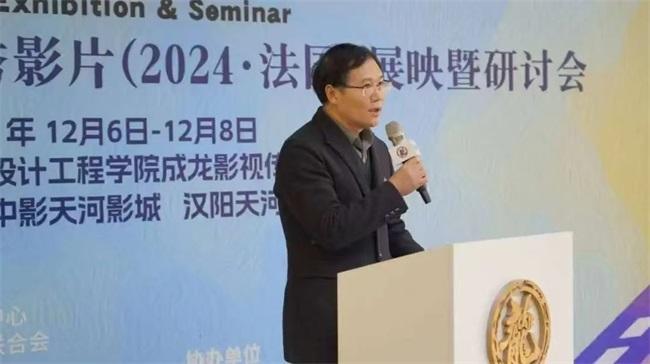 成龙的跨文化合作与交流_成龙传播中国文化_成龙文化输出