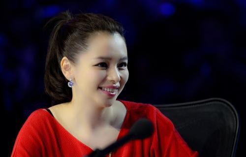 影视对话片段_影视中对话的作用_利智的影视作品与时代的对话