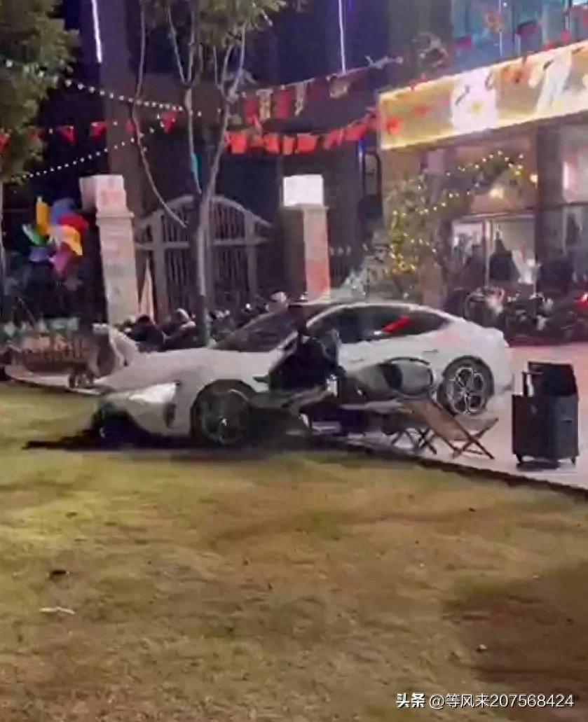 小米汽车：年轻人的第一台豪车背后的技术空心化与产能陷阱