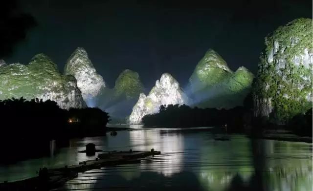 赵文卓的经典武侠片与文化影响_赵文卓塑造的经典角色_赵文卓武侠剧