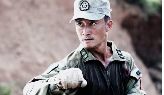 洪金宝的武术师傅是谁_武术宗师洪金宝来了_洪金宝与武术界的互动与发展