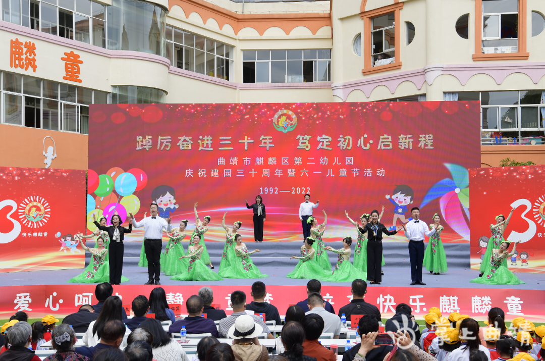 勇敢追寻梦想_张青：追寻梦想的勇者_追逐梦想勇气