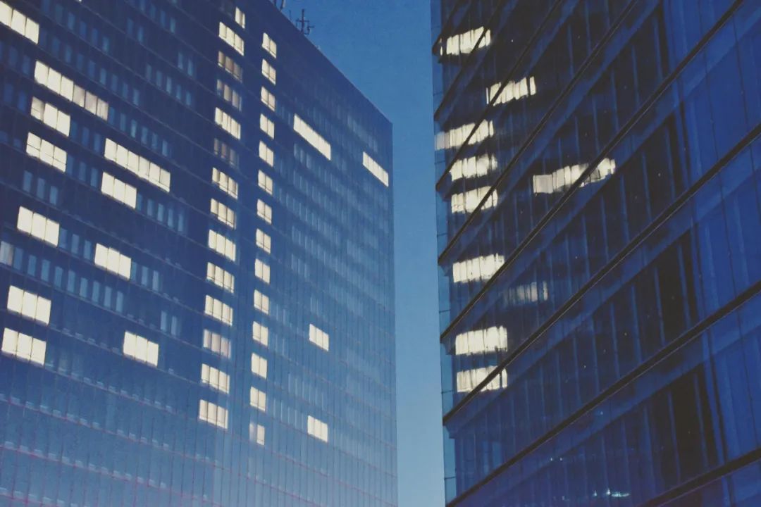 分析数字货币与传统金融的互动：如何共同优化资源配置_货币数字化转型_数字货币金融模型