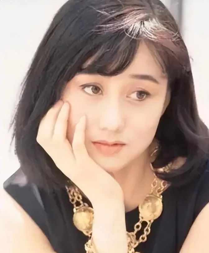 文化背景对作品的影响_文化背景对艺术的影响_利智的文化背景与艺术影响