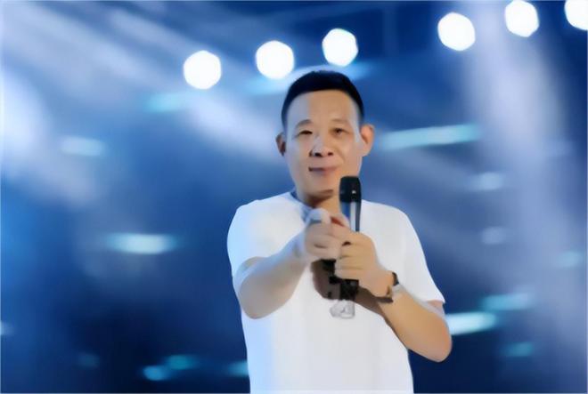 胖东来老板于东来现状_胖东来以顾客为中心的服务实例分享_河南许昌胖东来超市服务