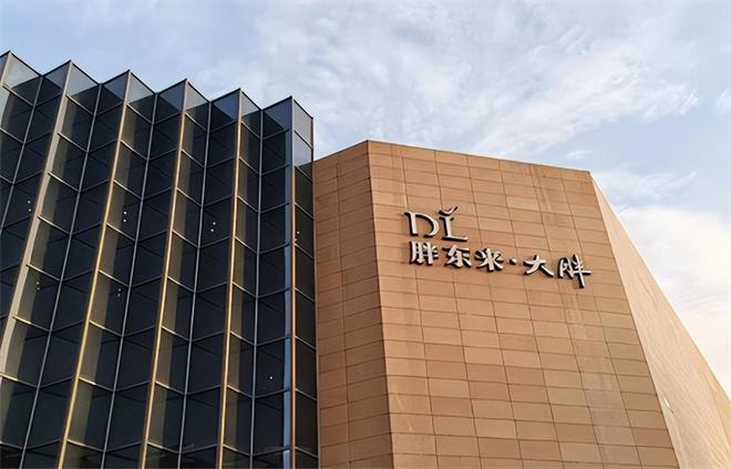 胖东来以顾客为中心的服务实例分享_河南许昌胖东来超市服务_胖东来老板于东来现状