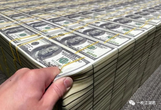 未来三年必火的八大行业：人工智能、医疗健康、新能源等领域的机遇与挑战