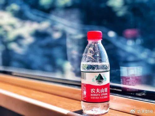 钟睒睒的商业模式与盈利分析_钟睒睒的商业模式与盈利分析_钟睒睒的商业模式与盈利分析