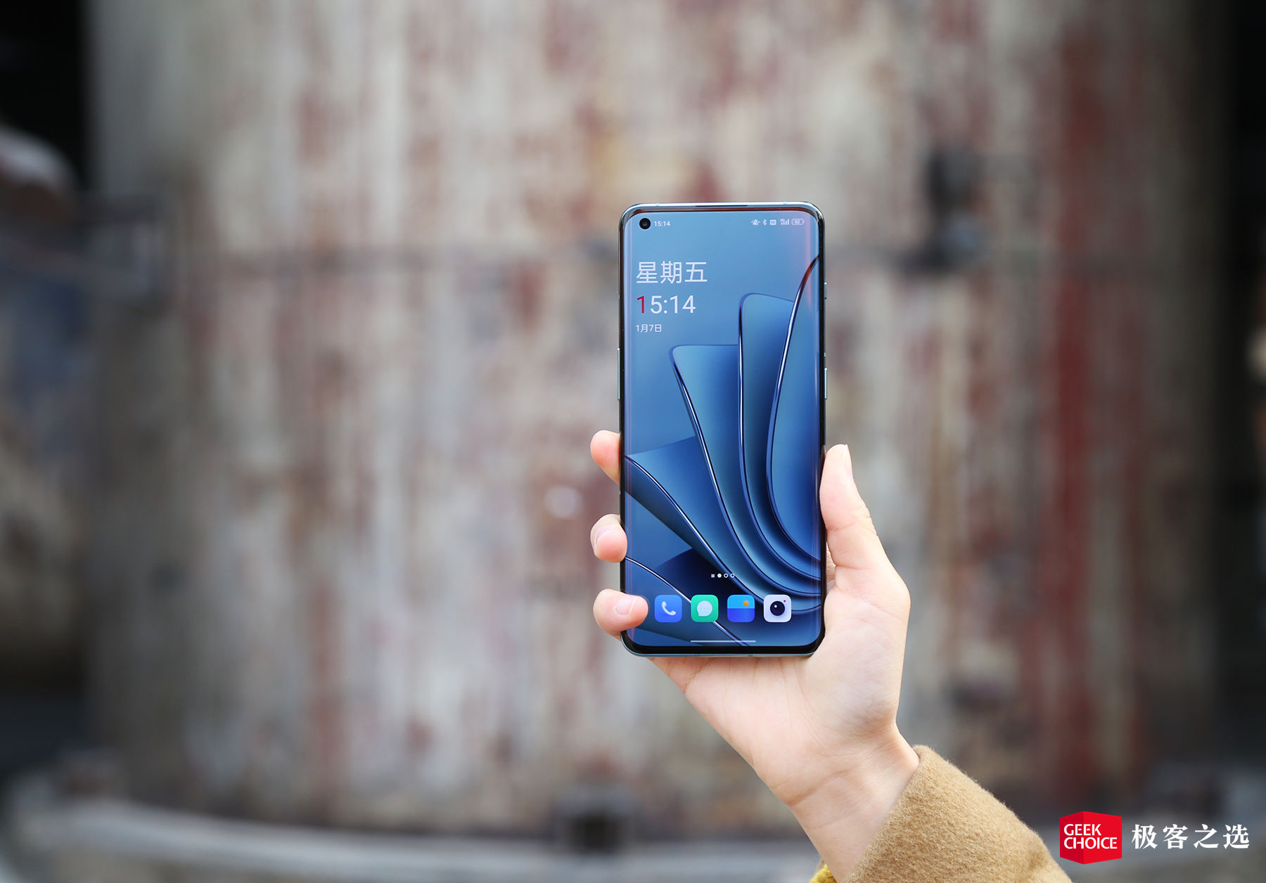 评测一加手机的显示效果与体验_评测效果显示加体验手机怎么办_打开手机测评