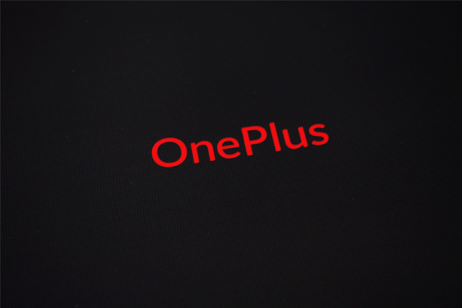 丝滑般流畅体验！一加7T评测：90Hz屏旦用难回