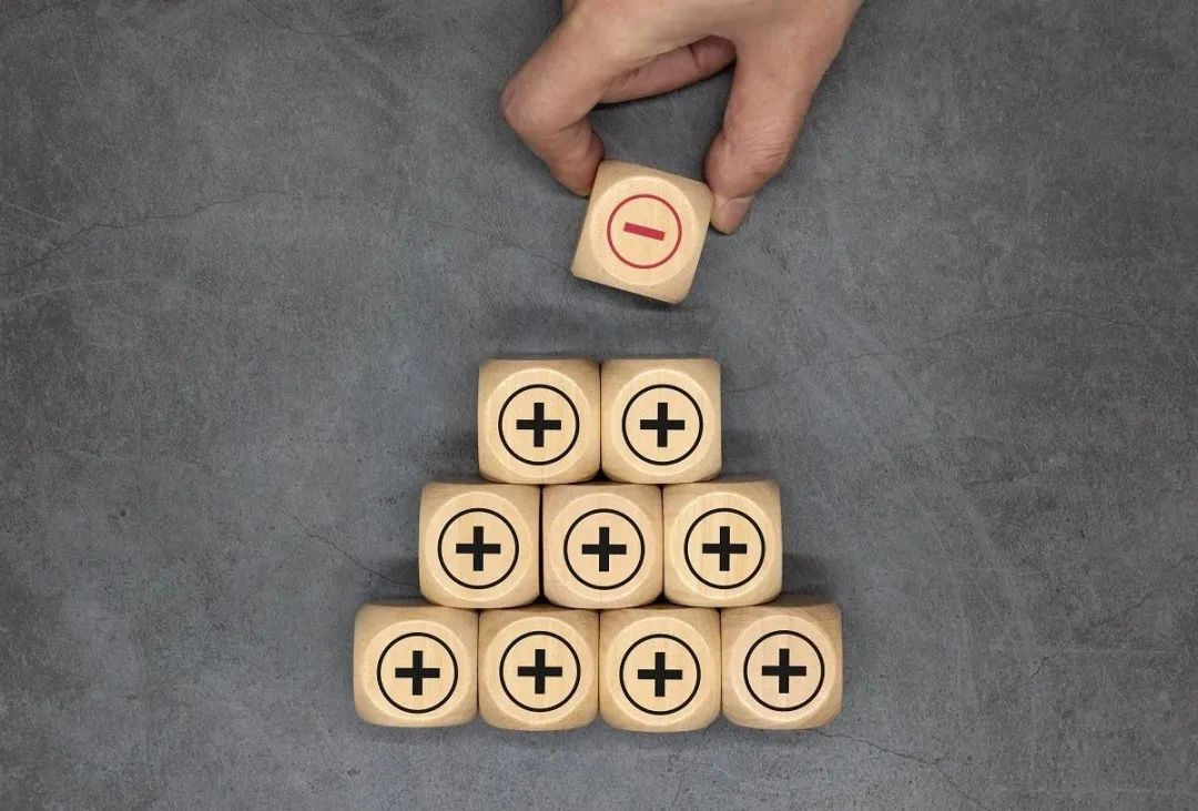 何享健如何推动家电行业的发展_家电推动行业发展何享健简介_家电行业的机遇