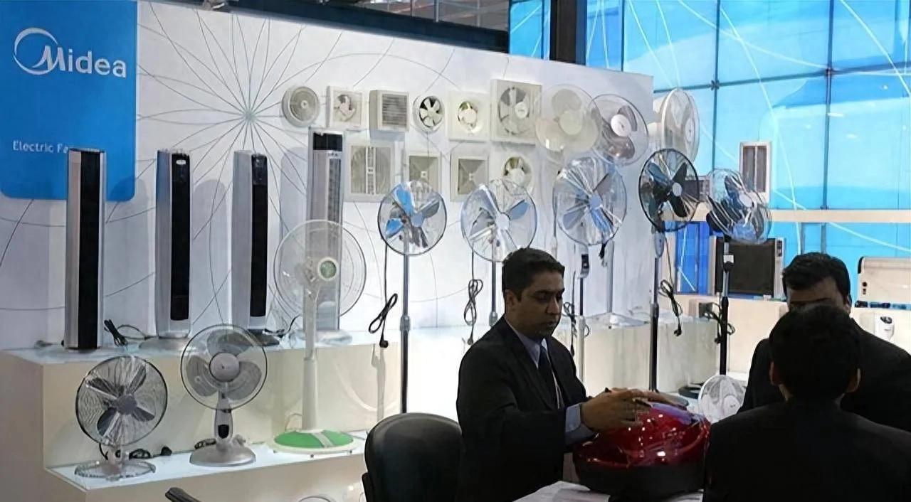 从农民到亿万富翁：何享健的商业传奇与奋斗精神