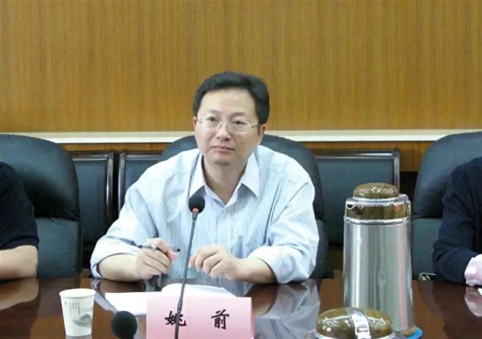 新兴市场中的虚拟货币：如何推动发展与经济转型_新型的货币_新兴的虚拟网络货币