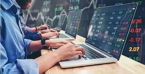 市场情绪的神秘力量：如何理解并驾驭投资者情绪以优化交易决策