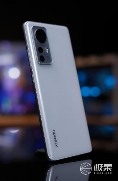 从硬件到软件，小米手机的全面表现_从硬件到软件，小米手机的全面表现_从硬件到软件，小米手机的全面表现