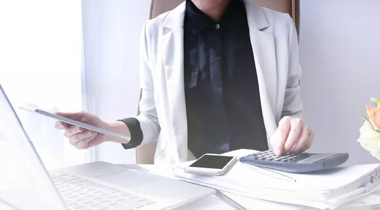 医疗行业的数字货币_探索区块链技术在医疗领域的创新：如何利用数字货币提高医疗数据透明度_医疗区块链有哪些